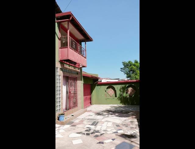 5 BEDROOM HOUSE FOR SALE IN CORONATIONVILLE